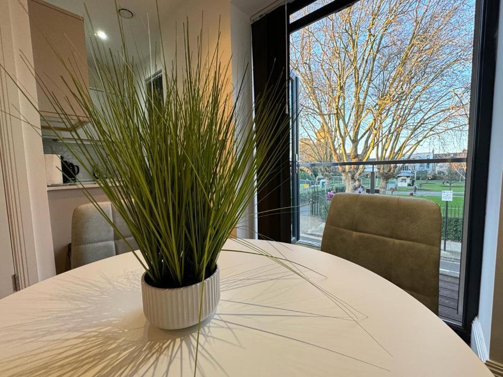 2 Bed 2 Bath Balcony View Wimbledon Tennis Villa London Kültér fotó